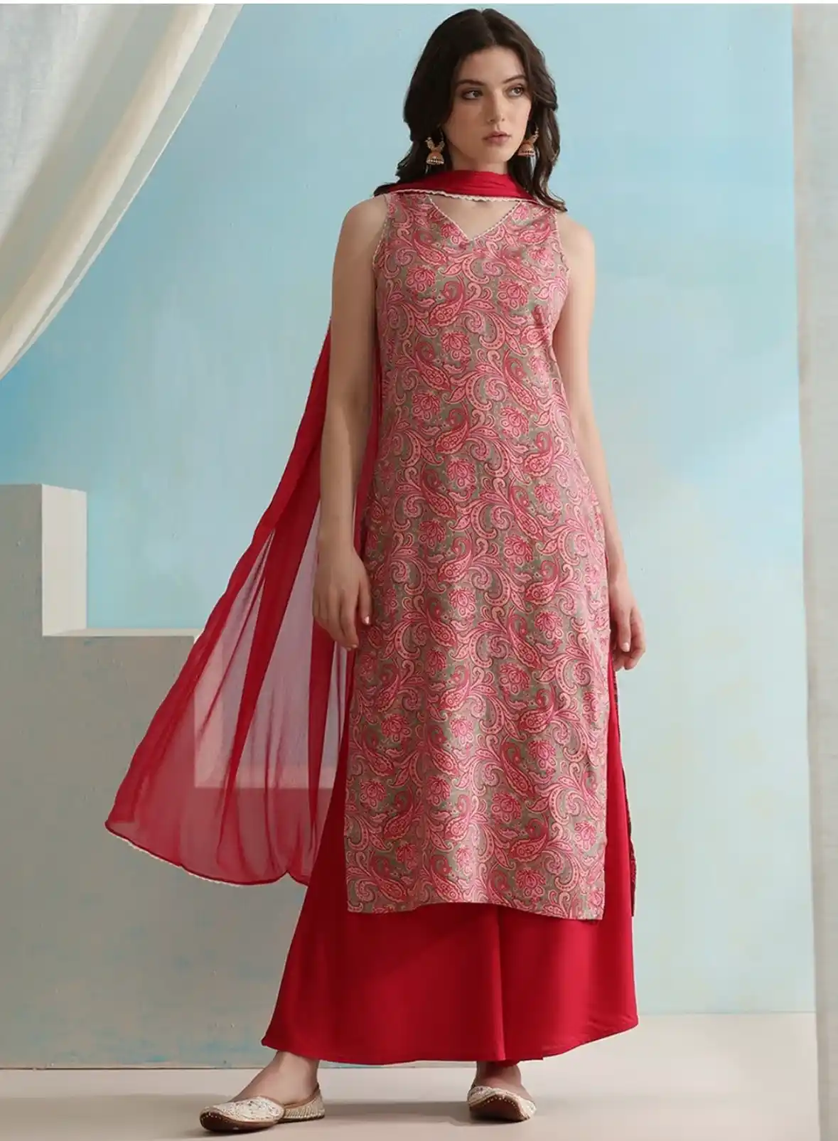 Women Cotton Blend Paisley Printed Pink Kurta Pant Set - Image 6